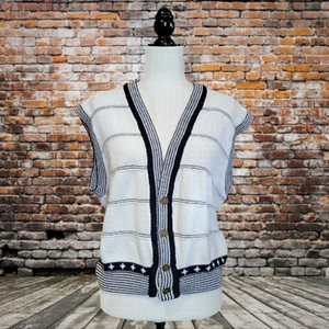 Vintage North Country Eaton Knit Vest with Military Lion Crest Buttons